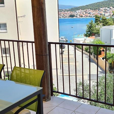 Apartman Varga Трогир Экстерьер фото